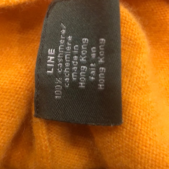 LINE 100% Cashmere V-neck orange Sweater In size Large - Picture 7 of 7